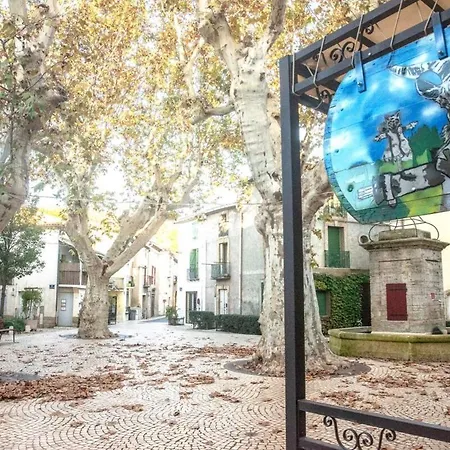 Dans Magnifique Petit Village De Campagne A 20 Minutes De La